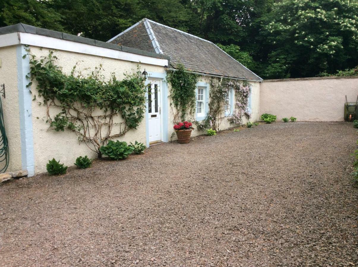 Coach Cottage, Stirling Exterior photo